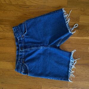 vintage levi’s denim cutoff shorts raw hem | classic blue wash